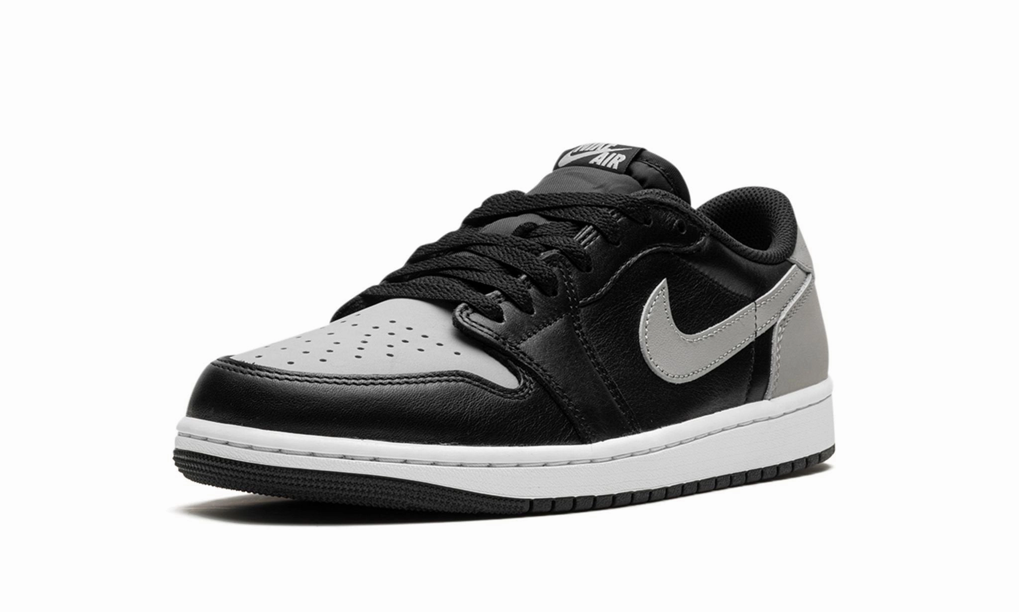 Urban Stride Air Jordan 1 Retro Low OG 'Shadow' 2024