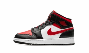 Air Jordan 1 Mid Fire Red Tailored grip Everyday Flex