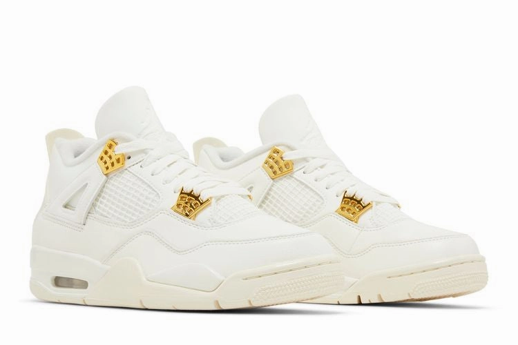 Versatile suitability Wmns Air Jordan 4 Retro 'Metallic Gold'
