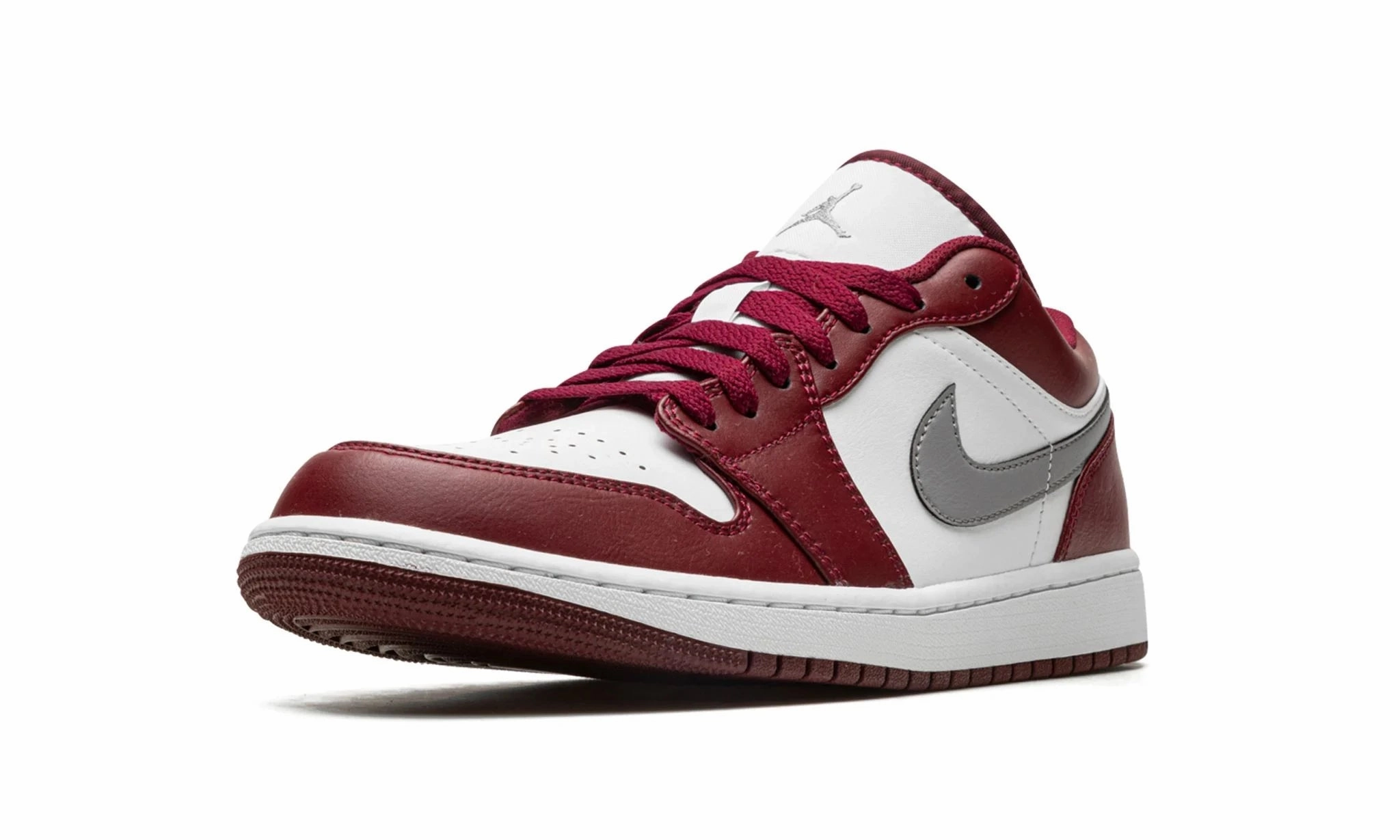 Versatile Wear Air Jordan 1 Low Bordeaux