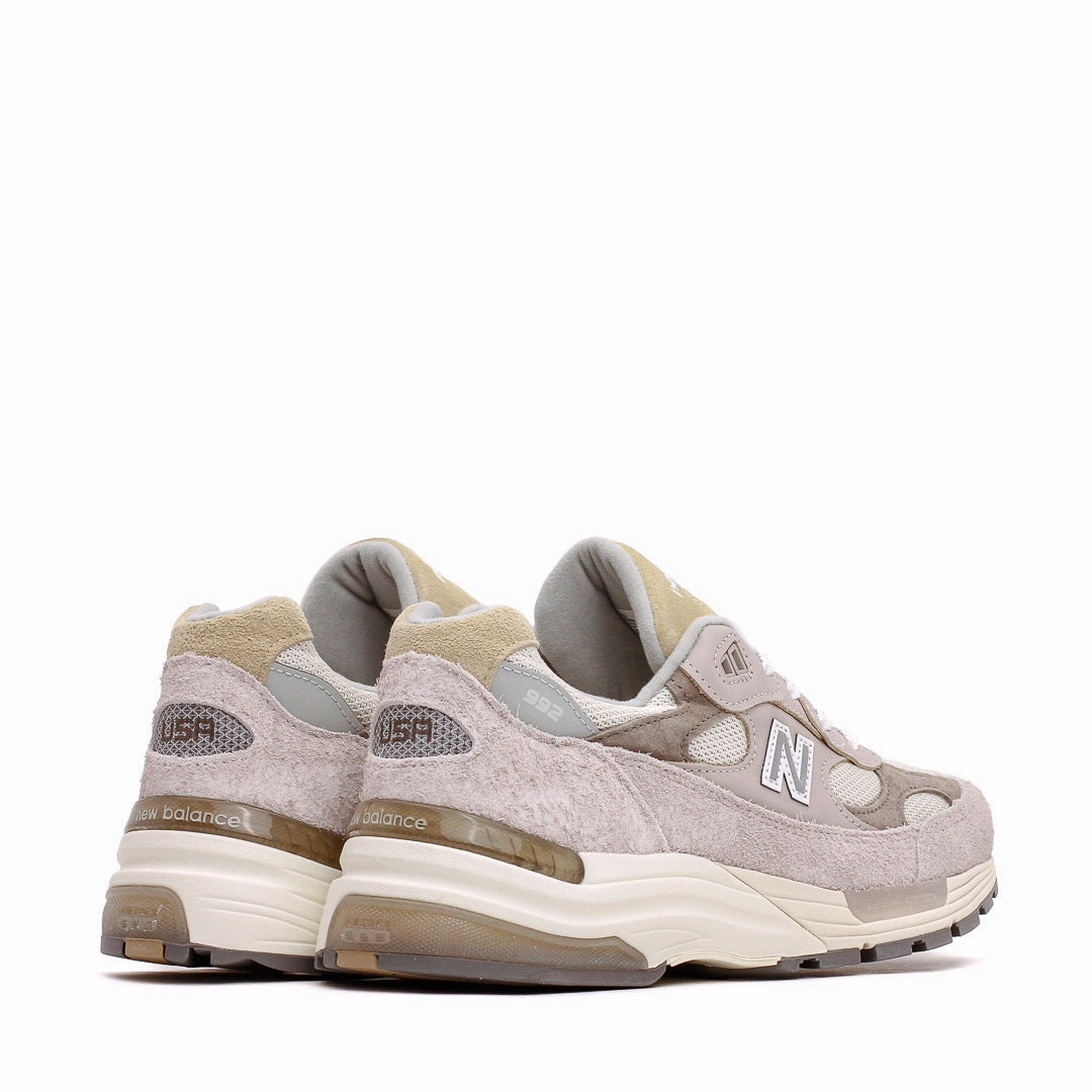 Versatile Wear New Balance Unisex 992 Mushroom U992MM
