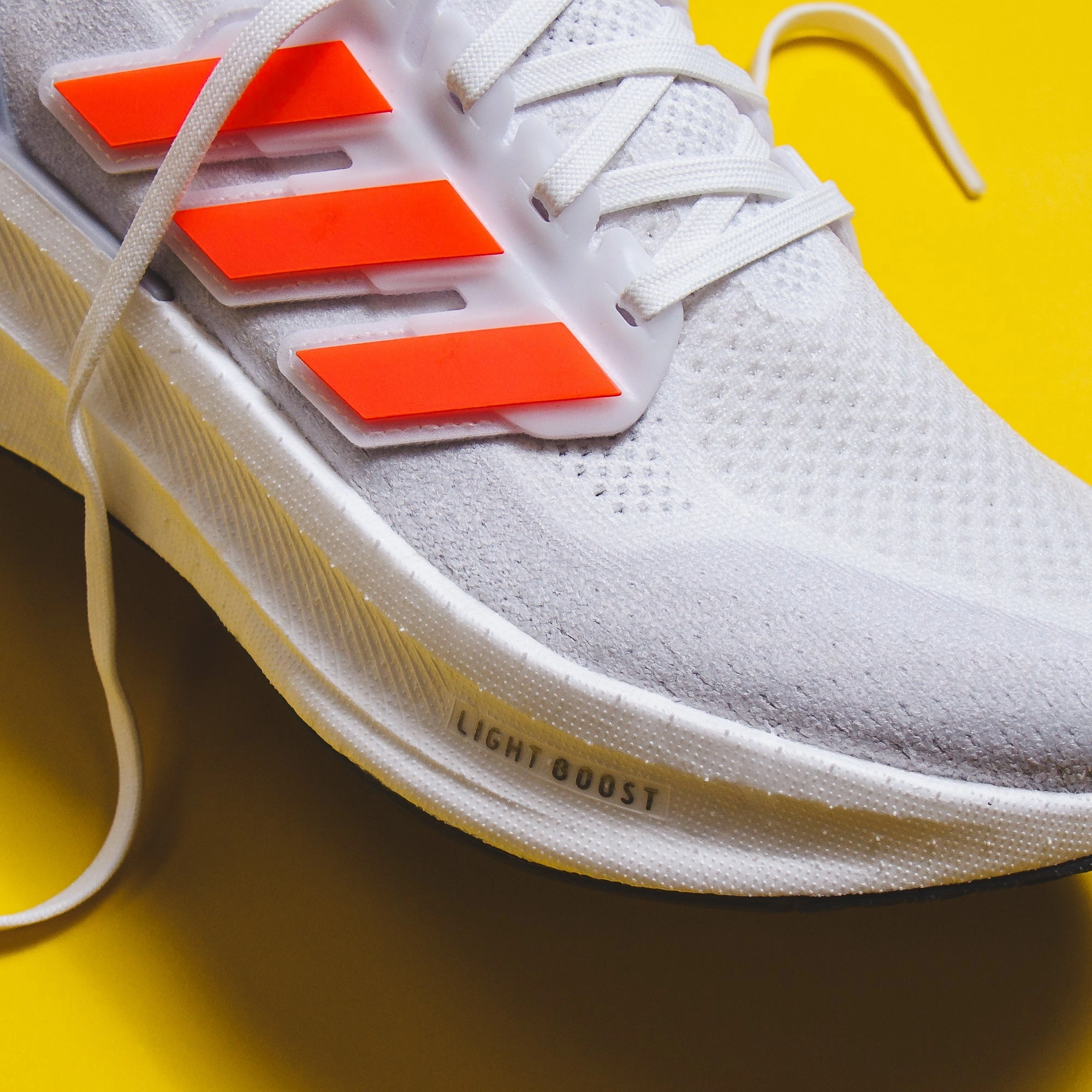 Walk Free Adidas Men Ultraboost 5 White Red ID8818