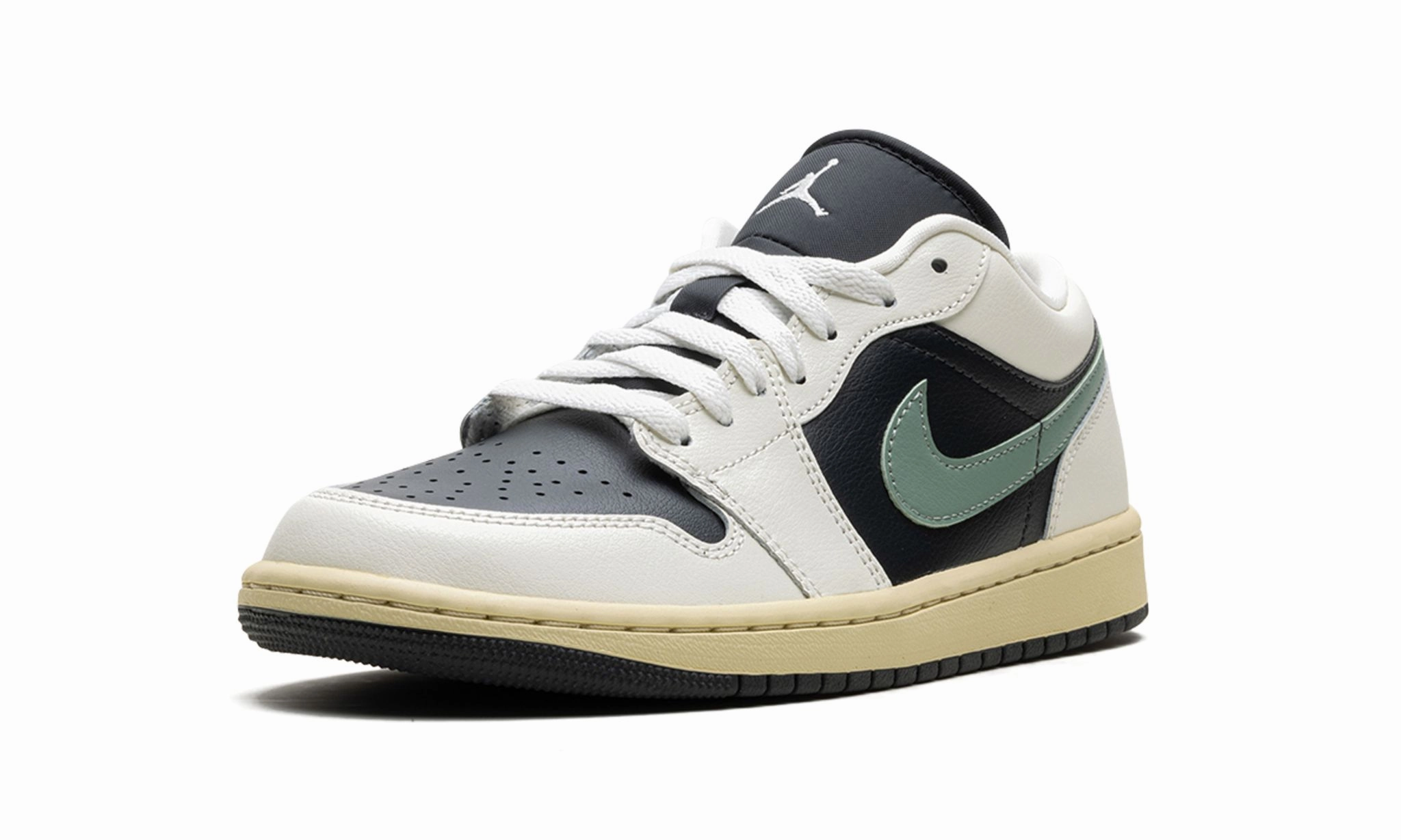 Wmns Air Jordan 1 Low 'Jade Smoke' Reliable Footwear