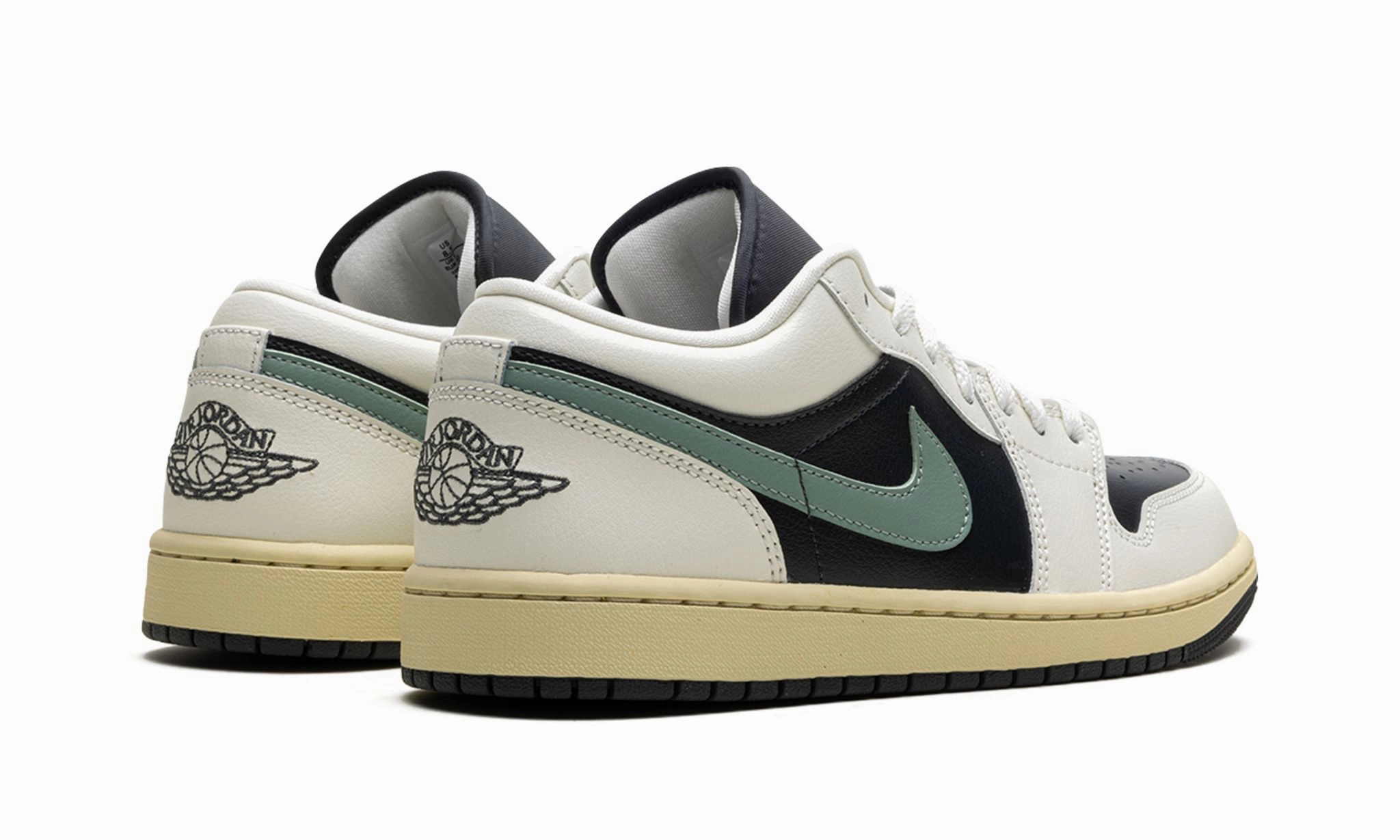 Wmns Air Jordan 1 Low 'Jade Smoke' Reliable Footwear