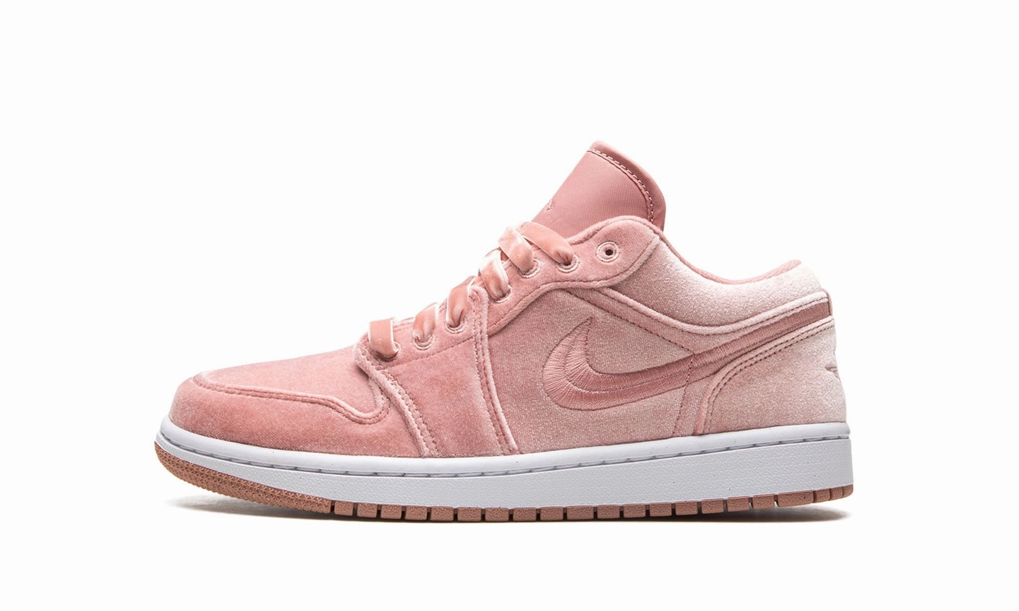 Wmns Air Jordan 1 Low SE Pink Velvet Soft Upper Urban Daily
