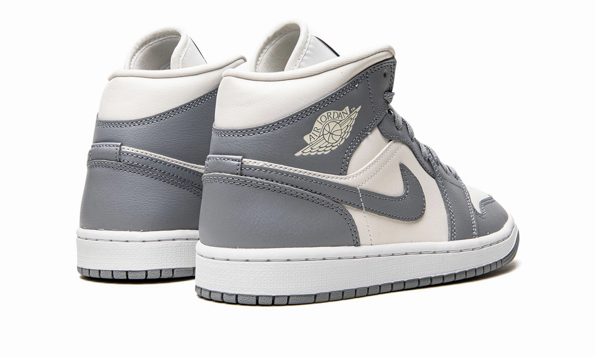 Wmns Air Jordan 1 Mid 'Stealth' Max Grip